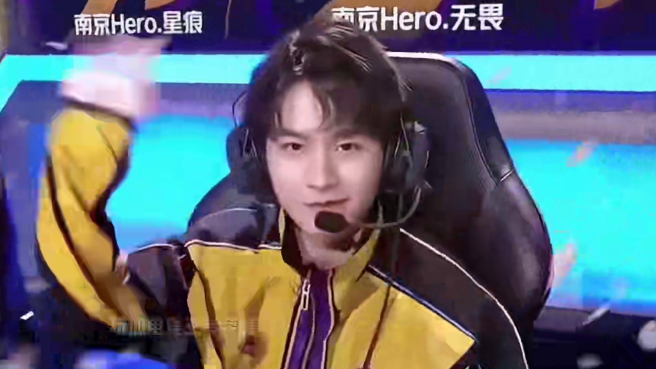 这笔签约被