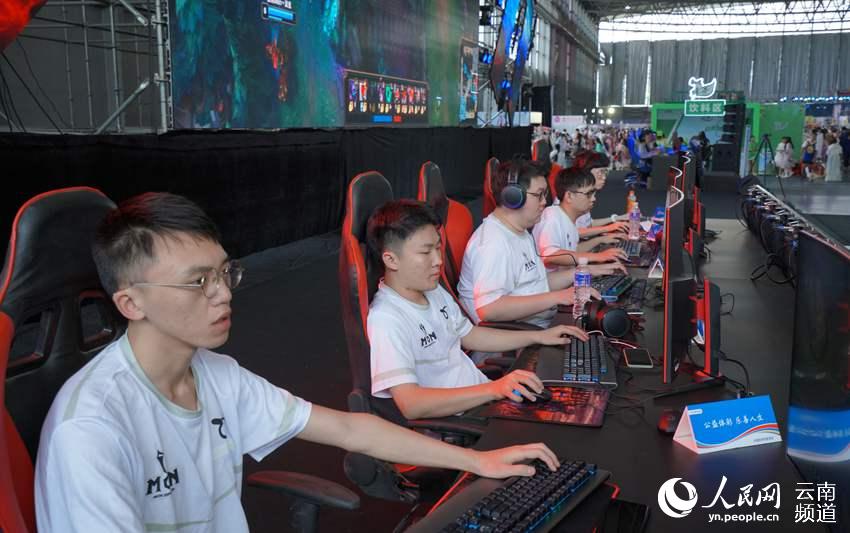 探索出了更 探索出了更