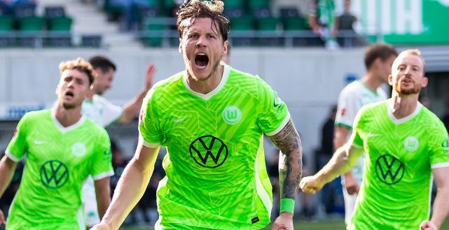 杯中的竞争 杯中的竞争