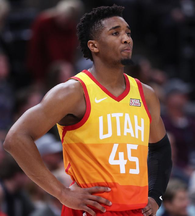 不仅是对克 不仅是对克