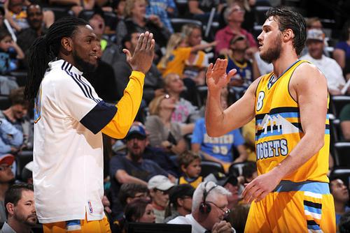 并非追求极 并非追求极